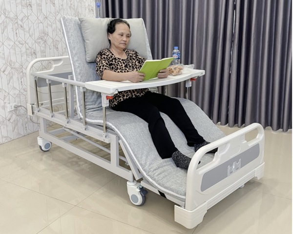 Giường y tế giá rẻ phù hợp hộ gia đình