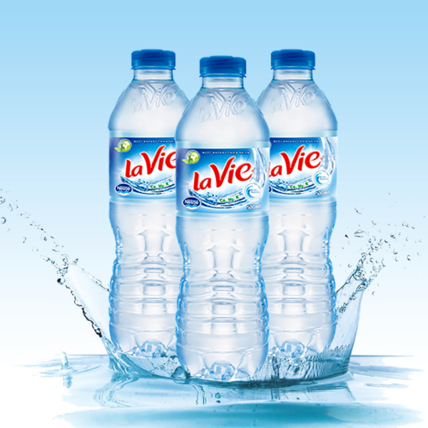 Nước khoáng có kiềm LaVie thích hợp dùng hàng ngày cho cả trẻ em lẫn người lớn