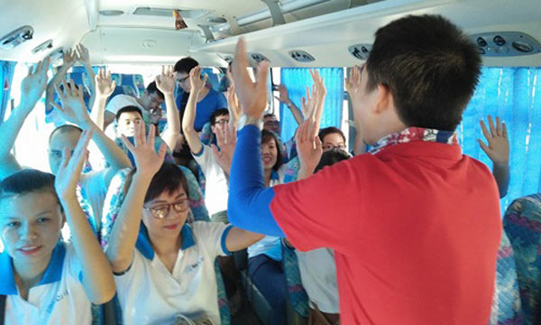 Thuê xe cho tour du lịch