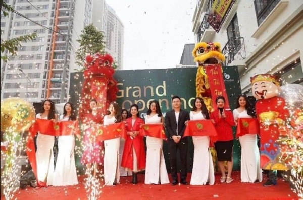 đồng thời mang lại tâm thế tự tin hơn cho đội ngũ nhân viên và quản lý.