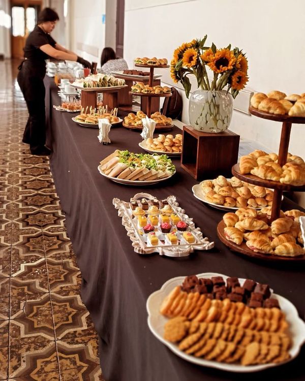 Địa điểm tổ chức sự kiên nên có khu vực riêng cho tea break hoặc networking