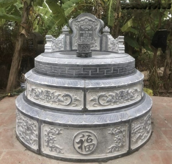 Mẫu mộ đá tròn đẹp mang đậm tính truyền thống.