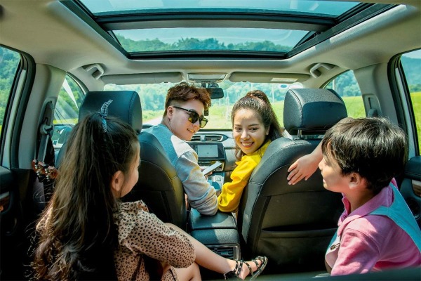 Thuê xe 7 chỗ tự lái