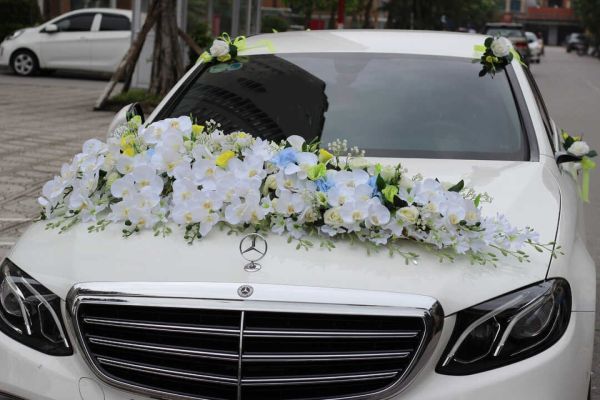 Dịch vụ thuê xe cưới hỏi trọn gói.