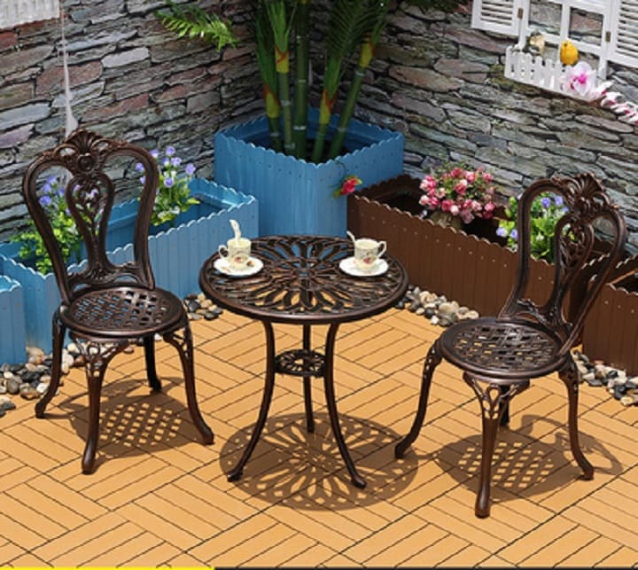 Mẫu bàn ghế ngoài trời đẹp