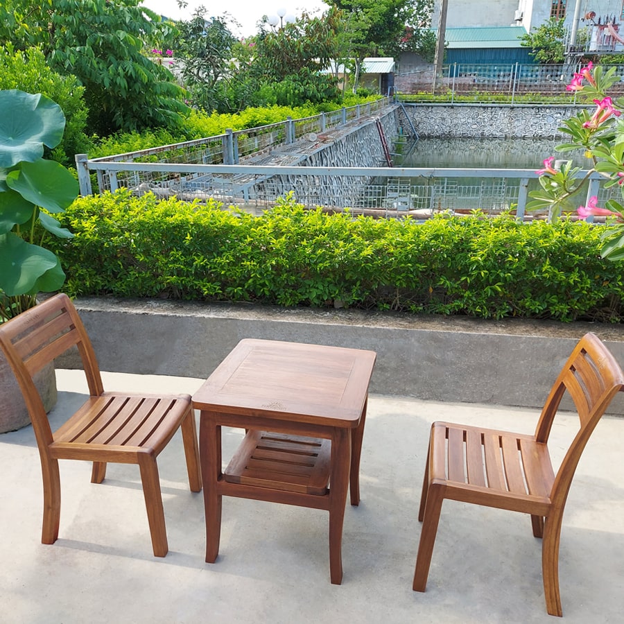 Mẫu bàn ghế gỗ cafe ngoài trời