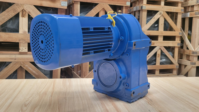 Motor giảm tốc trục song song