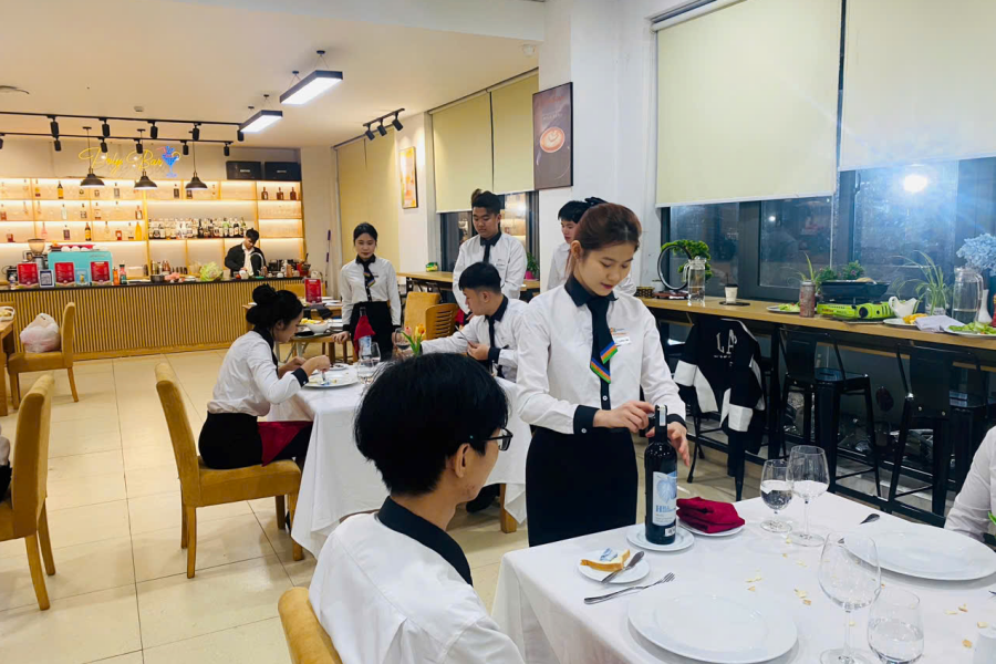 Hệ thống phòng Lab mô phỏng thực tế