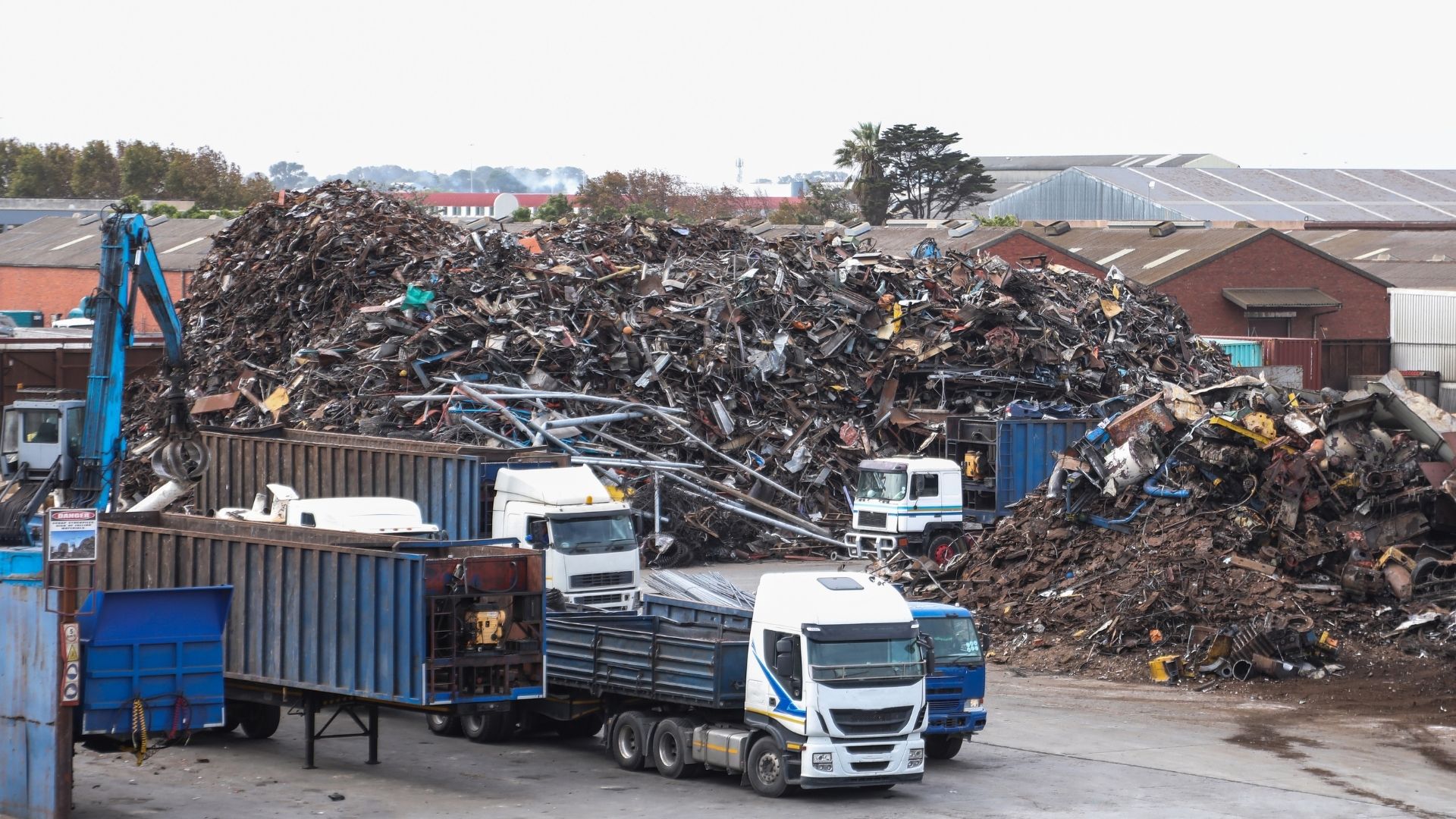 Thu gom phế liệu giá cao tận nơi