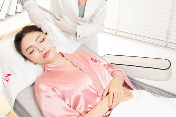 Chi phí cho các phương pháp điều trị mụn